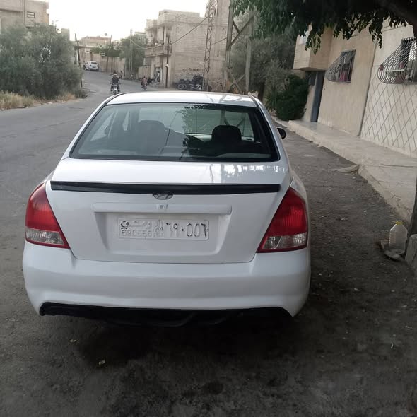 هيونداي افانتي 2006 - صورة 3