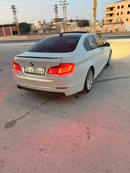 بي ام 520 2011 - صورة 5