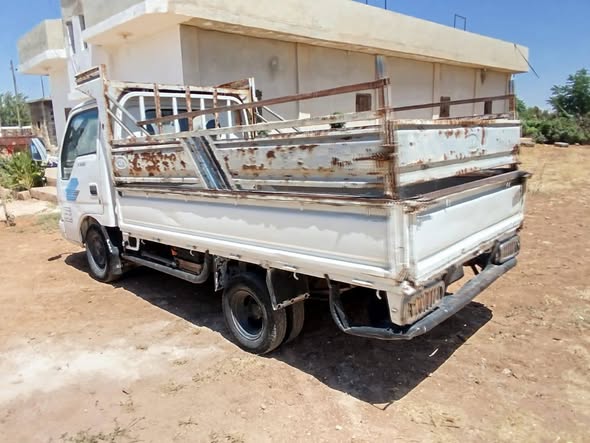 كيا 2700 1999 - صورة 2