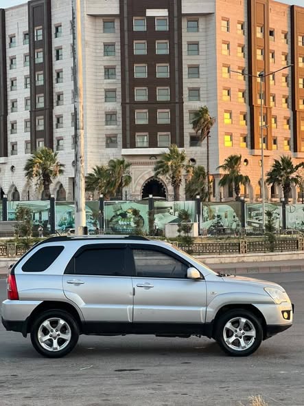 كيا سبورتاج 2008 - صورة 4