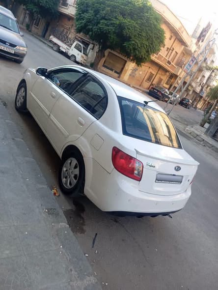 كيا ريو 2010 - صورة 3