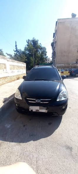 كيا كارينز 2008 - صورة 2