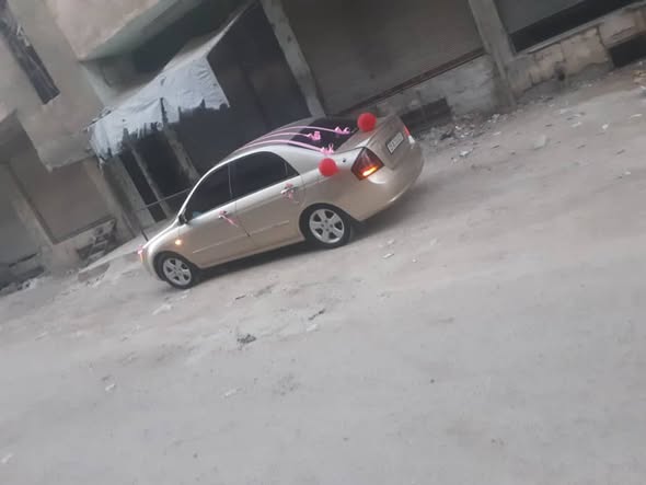 كيا سيراتو 2008 - صورة 1