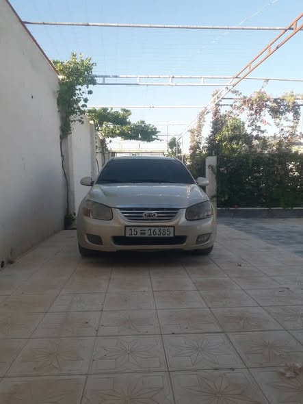 كيا سيراتو 2008 - صورة 4