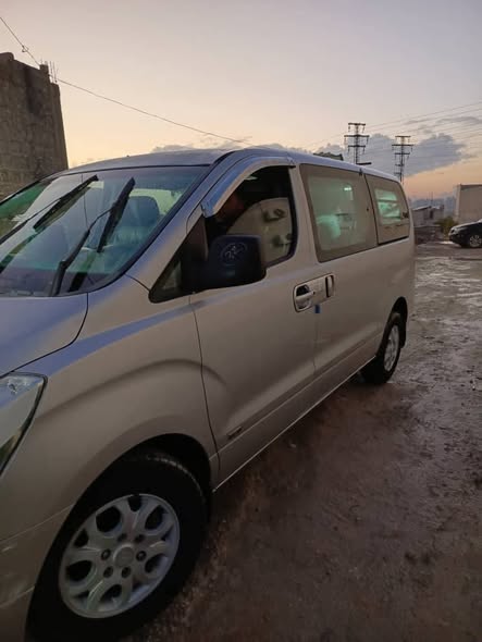 هيونداي اتش 1 2009 - صورة 1