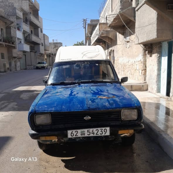 نيسان بيك أب 1993 - صورة 3