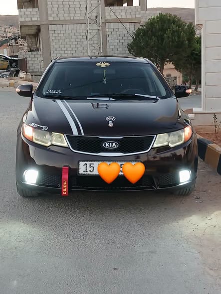 كيا سيراتو 2011 - صورة 4