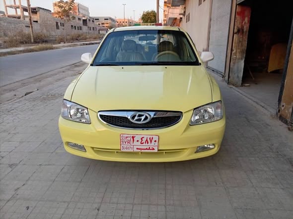 هيونداي فيرنا 2009 - صورة 1