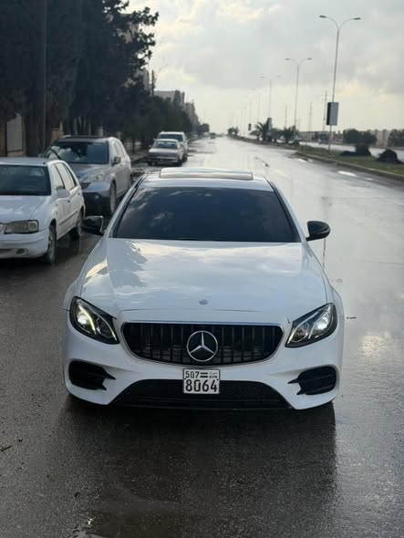 مرسيدس E300 2017 - صورة 1