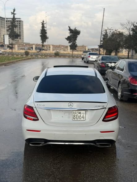 مرسيدس E300 2017 - صورة 4