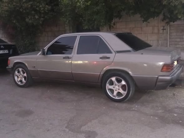 مرسيدس 190 1992 - صورة 3
