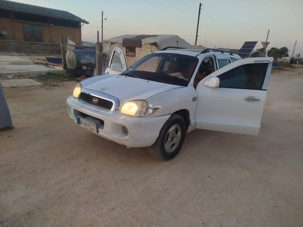 هيونداي سانتافي 2003 - صورة 5