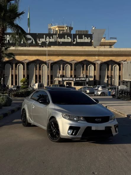 كيا فورتي 2010 - صورة 1