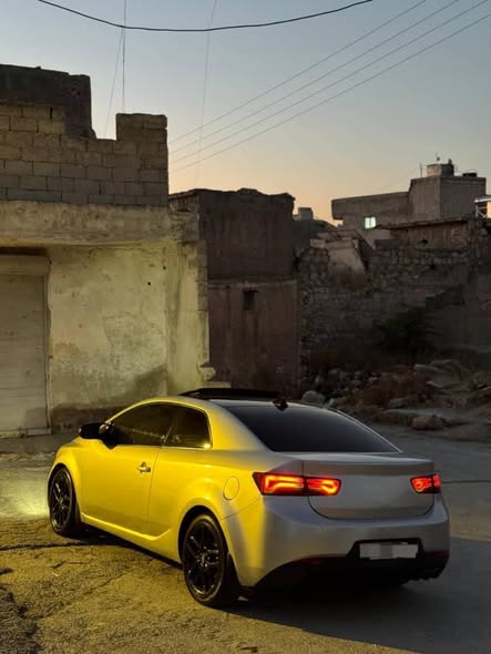 كيا فورتي 2010 - صورة 2