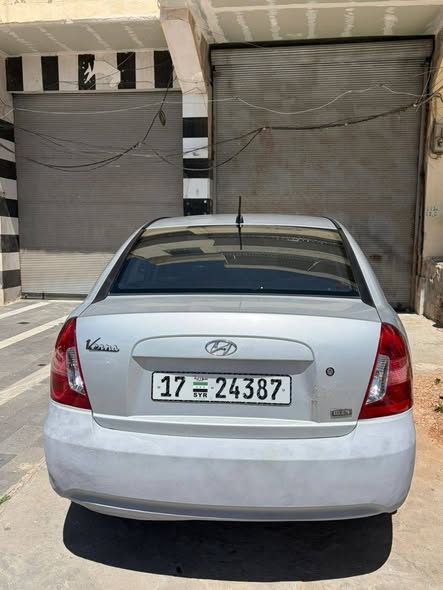 هيونداي فيرنا 2007 - صورة 2