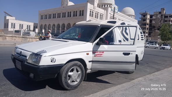 سكودا Pickup 1995 - صورة 5