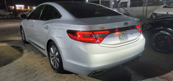 هيونداي أزيرا 2015 - صورة 3