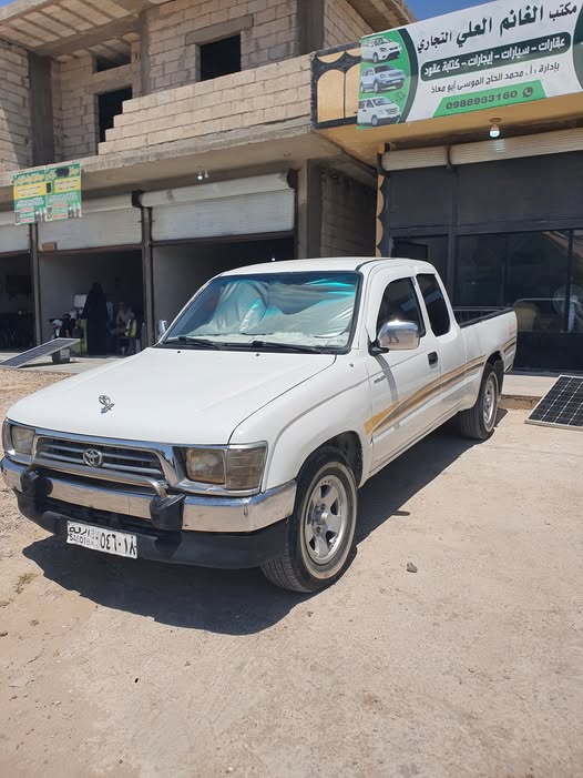 تويوتا بيك أب 2000
