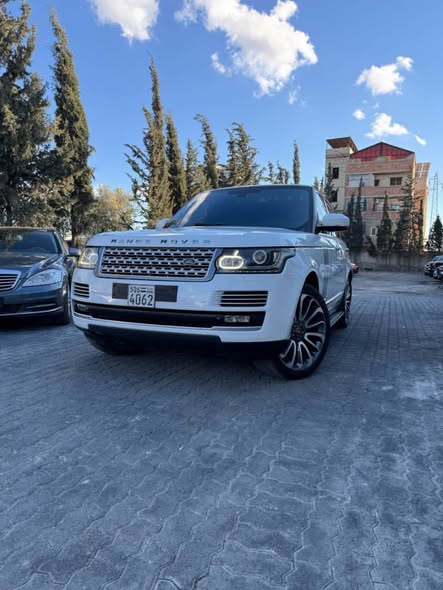 رنج روفر فوغ 2015 - صورة 1