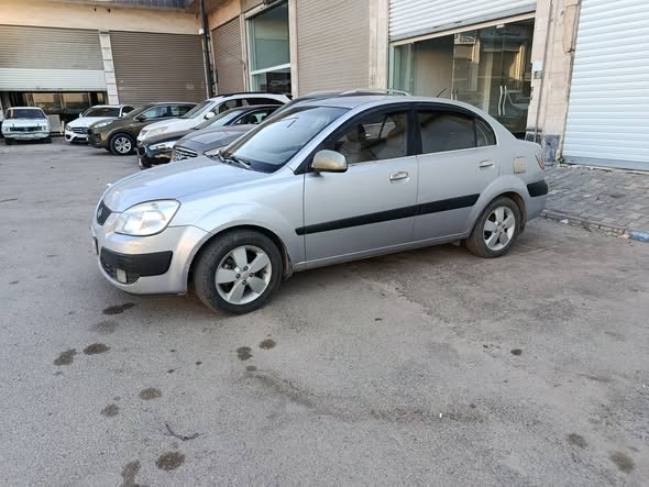كيا ريو 2008 - صورة 3