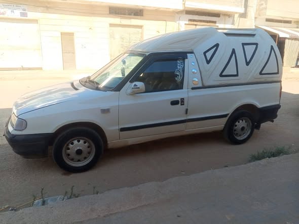 سكودا Pickup 1998 - صورة 2