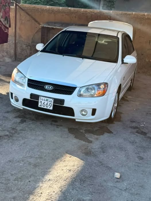 كيا سيراتو 2007