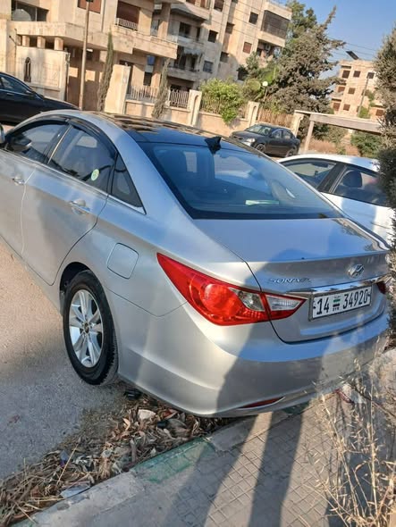 هيونداي سوناتا 2010 - صورة 1