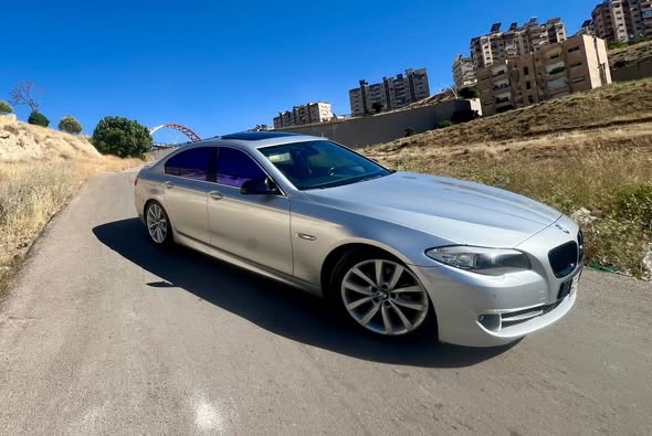 بي إم دبليو 530 2011 - صورة 3