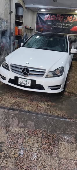 مرسيدس C220 2013 - صورة 1