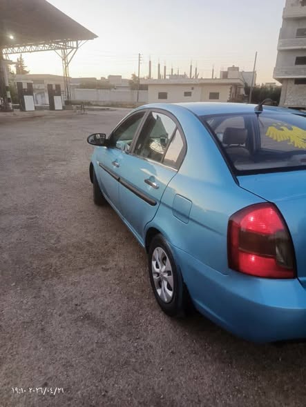 هيونداي فيرنا 2006 - صورة 4