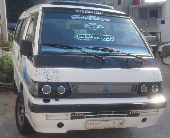 مستوبيشي كرت 1994 - صورة 1