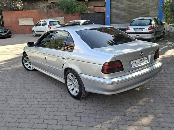بي ام دبليو 530 2003 - صورة 5