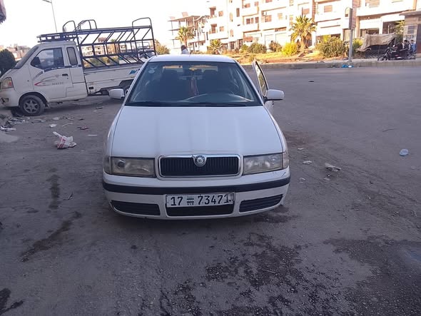 سكودا أوكتافيا 1998 - صورة 3