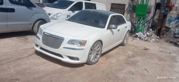 كرايسلر 300 2012 - صورة 2