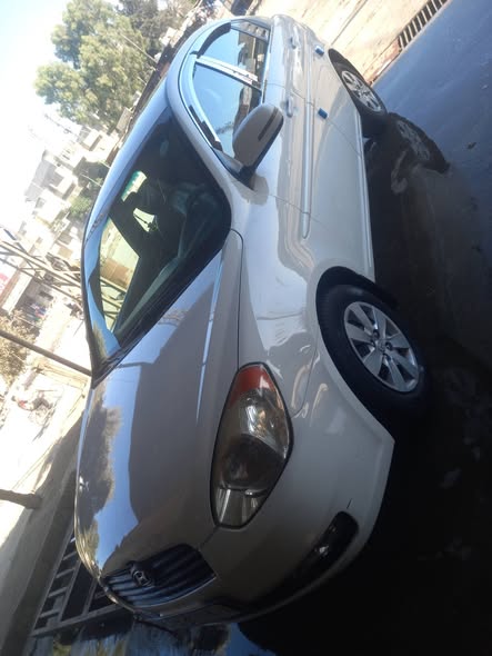 هيونداي فيرنا 2011 - صورة 3