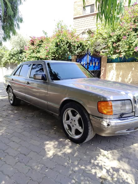 مرسيدس 560 1986 - صورة 2