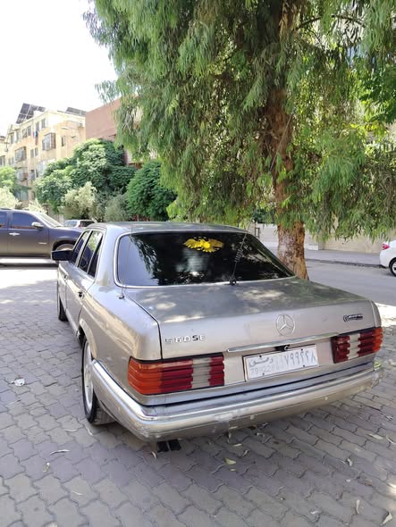 مرسيدس 560 1986 - صورة 5