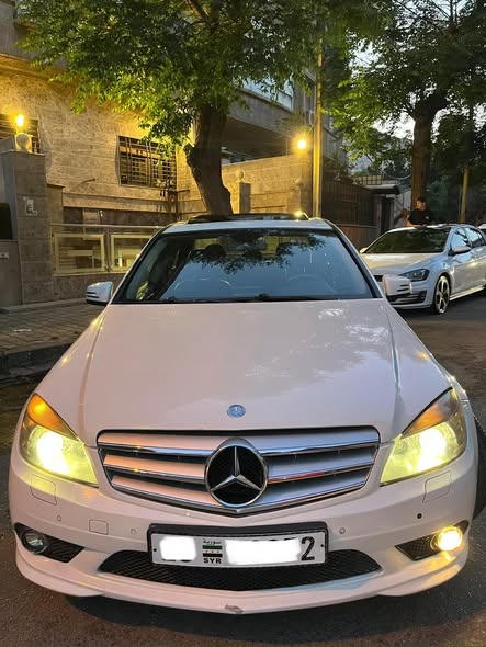 مرسيدس سي 250 2010 - صورة 2