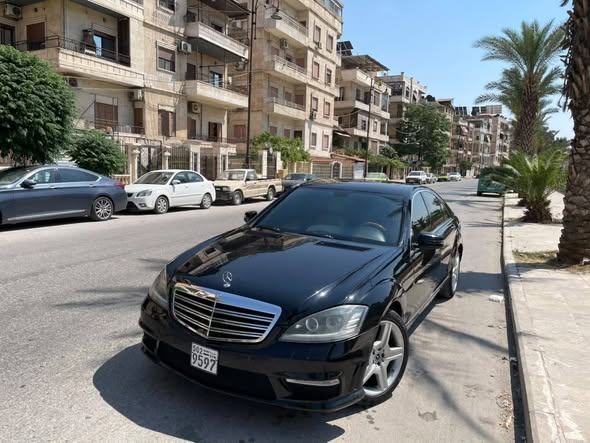 مرسيدس S-Class 2006 - صورة 1