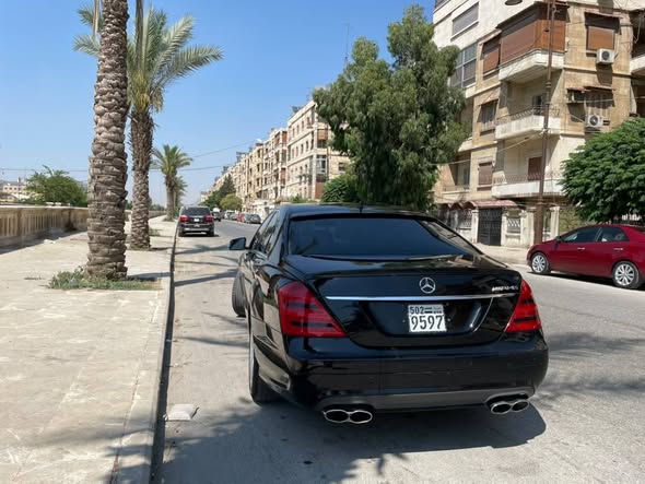 مرسيدس S-Class 2006 - صورة 4
