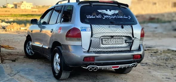 هيونداي سنتافي 2005 - صورة 4