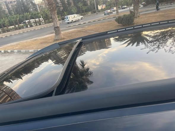 هيونداي سنتافي 2012 - صورة 3