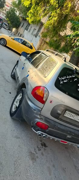 هيونداي سانتا في 2002 - صورة 1
