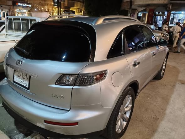 إنفينيتي FX45 2005 - صورة 3