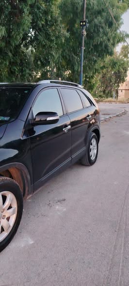 كيا سورينتو 2013 - صورة 3