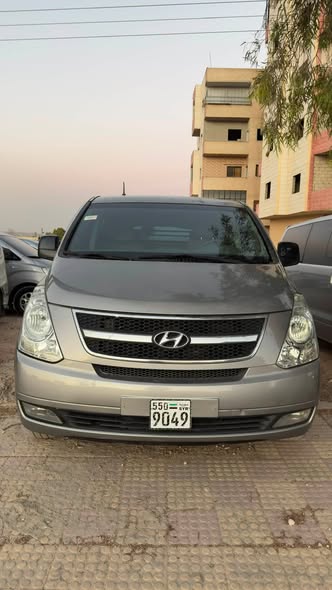 هيونداي H-1 2011 - صورة 1