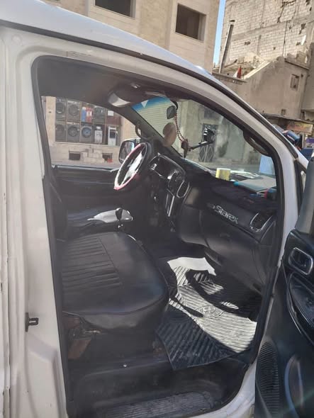 هيونداي H-1 2002 - صورة 4