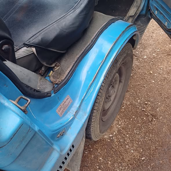 كيا 2400 1995 - صورة 1