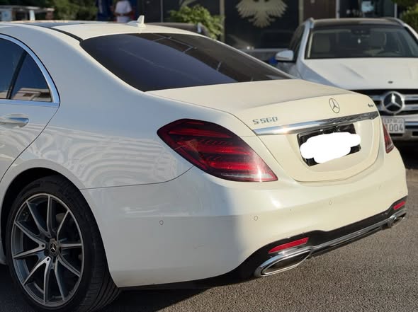 مرسيدس S560 2020 - صورة 4