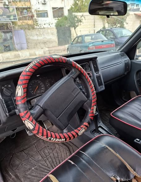 فولفو 440 1993 - صورة 3